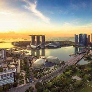 Swiss Prestige Marina Bay 1 King High Floor Balcony Marina Bay View